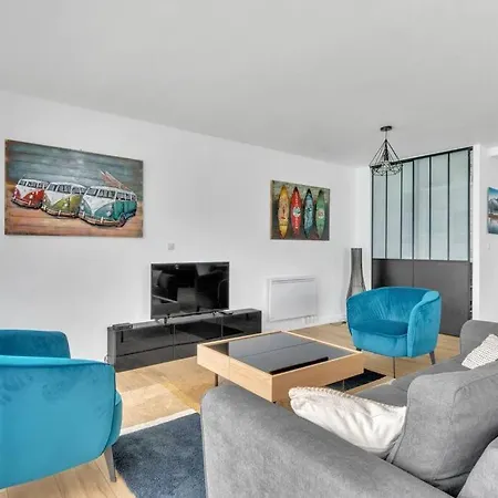 Les Pieds Dans L'eau Apartment Tresserve